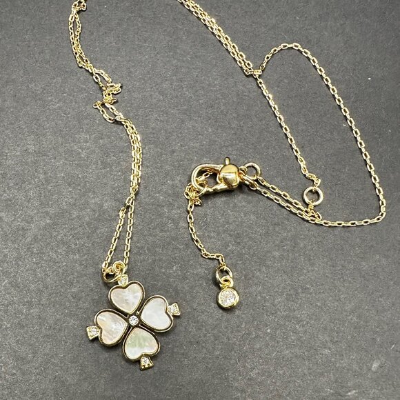 kate‎ spade Legacy Logo Stud Necklace - NWT - Picture 1 of 2